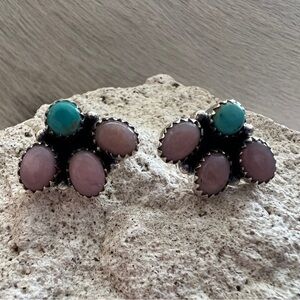 ❤️ Kingman Turquoise & Pink Opal Navajo Style Sterling Cluster Earrings 6.1 Gm